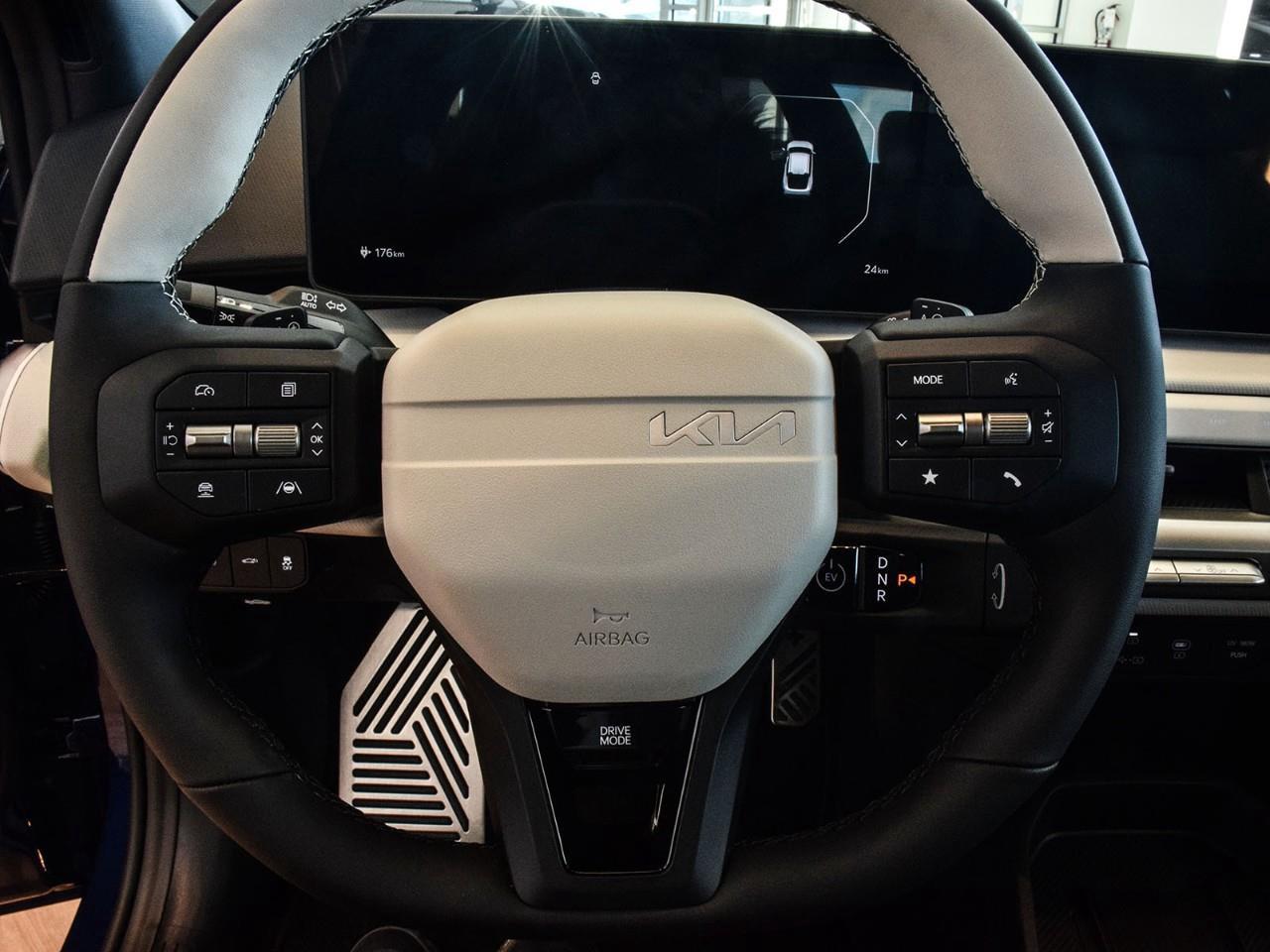 2026 Kia EV4 GT-LINE Photo