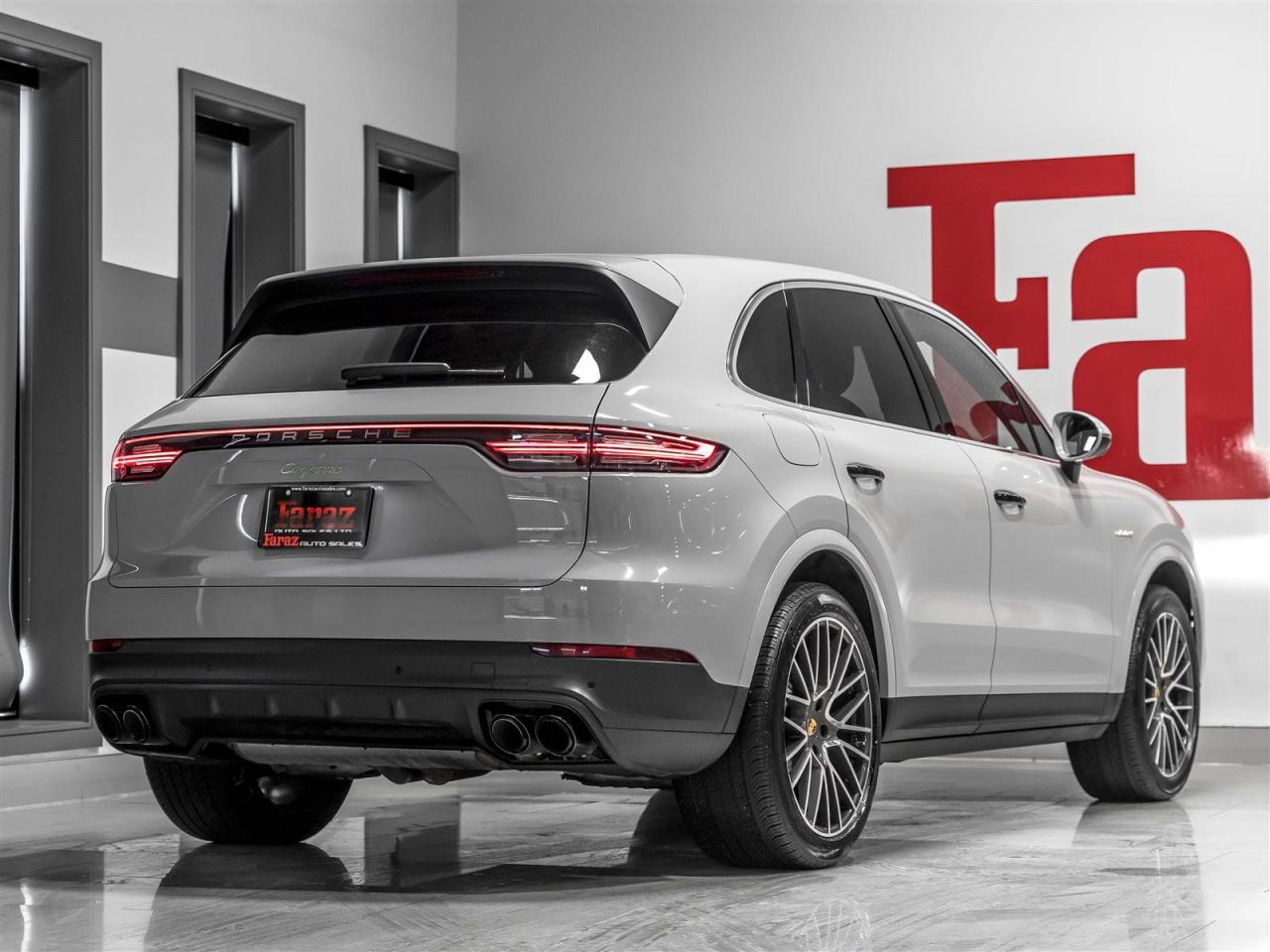 2020 Porsche Cayenne E-HYBRID|PREMIUM PLUS|SPORT CHRONO PKG|BOSE|360CAM Photo