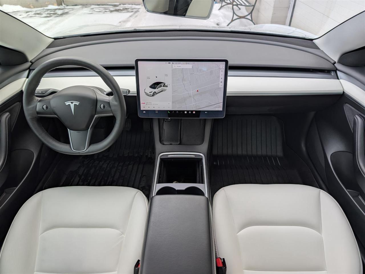 2022 Tesla Model 3 STANDARD - WHITE INTERIOR Photo