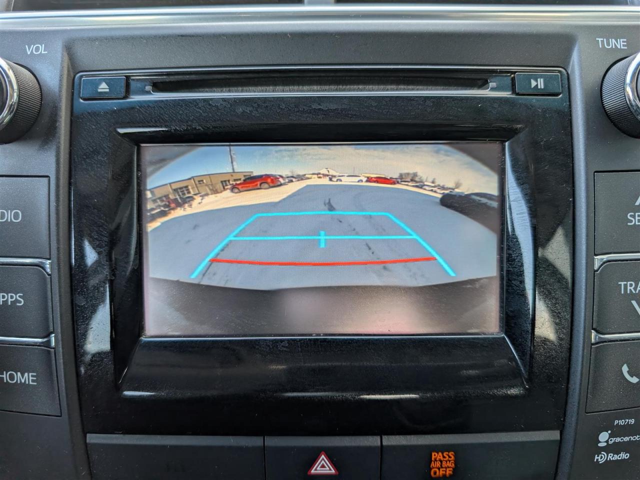 2015 Toyota Camry LE - HTD SEATS - REV CAM - BLUETOOTH Photo