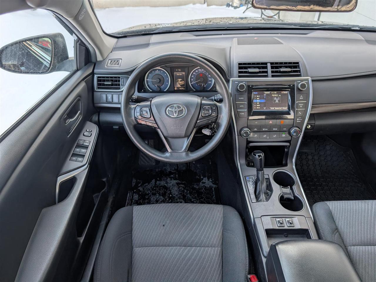 2015 Toyota Camry LE - HTD SEATS - REV CAM - BLUETOOTH Photo