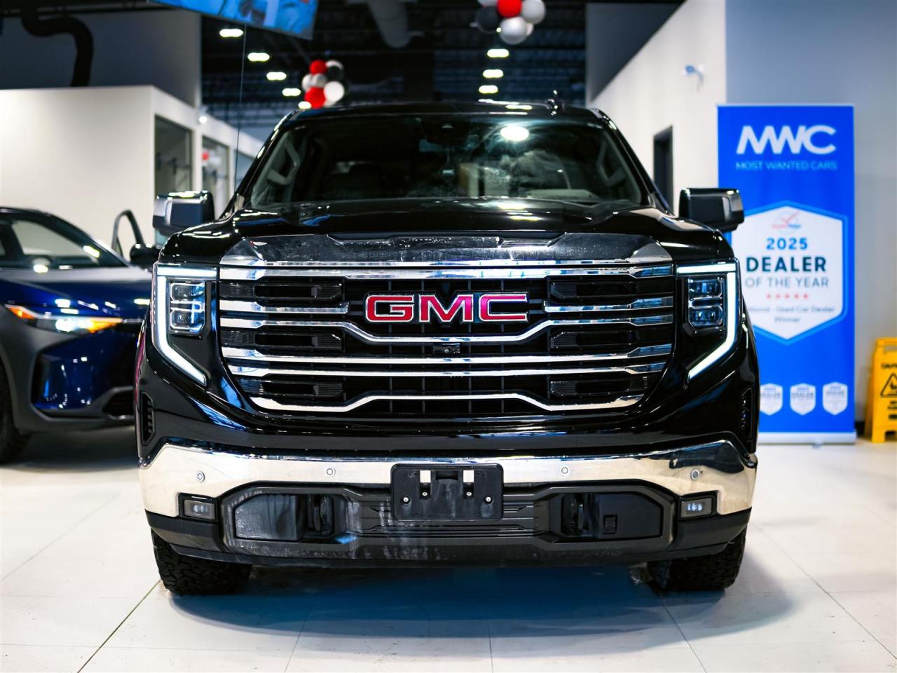 2023 GMC Sierra 1500 SLT CREW 6.2 8CYL | SUNROOF | LEATHER Photo