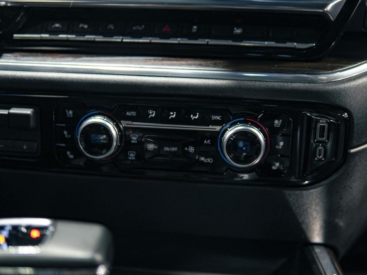 2023 GMC Sierra 1500 SLT CREW 6.2 8CYL | SUNROOF | LEATHER Photo