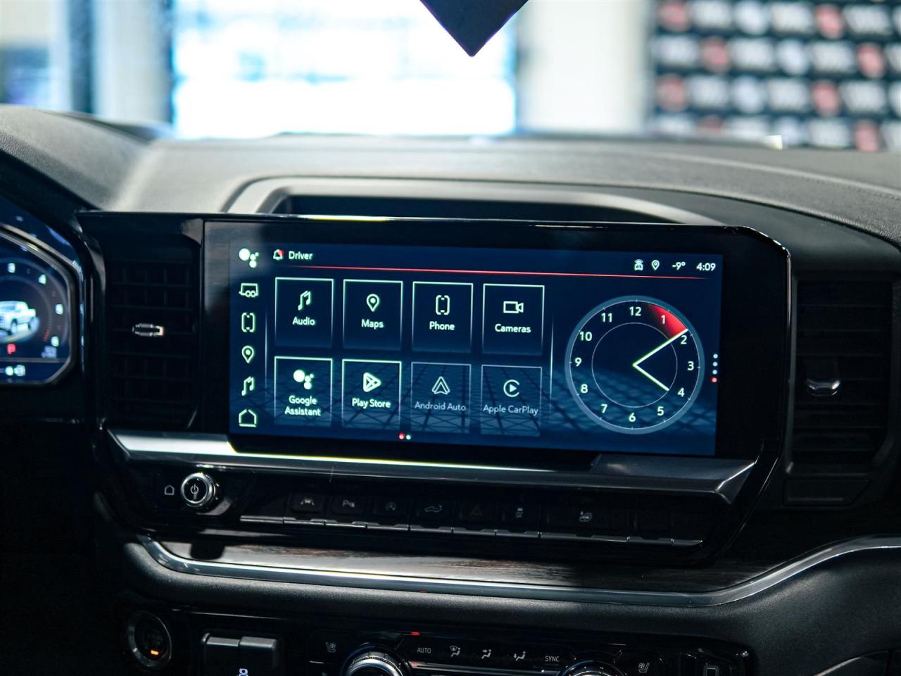 2023 GMC Sierra 1500 SLT CREW 6.2 8CYL | SUNROOF | LEATHER Photo