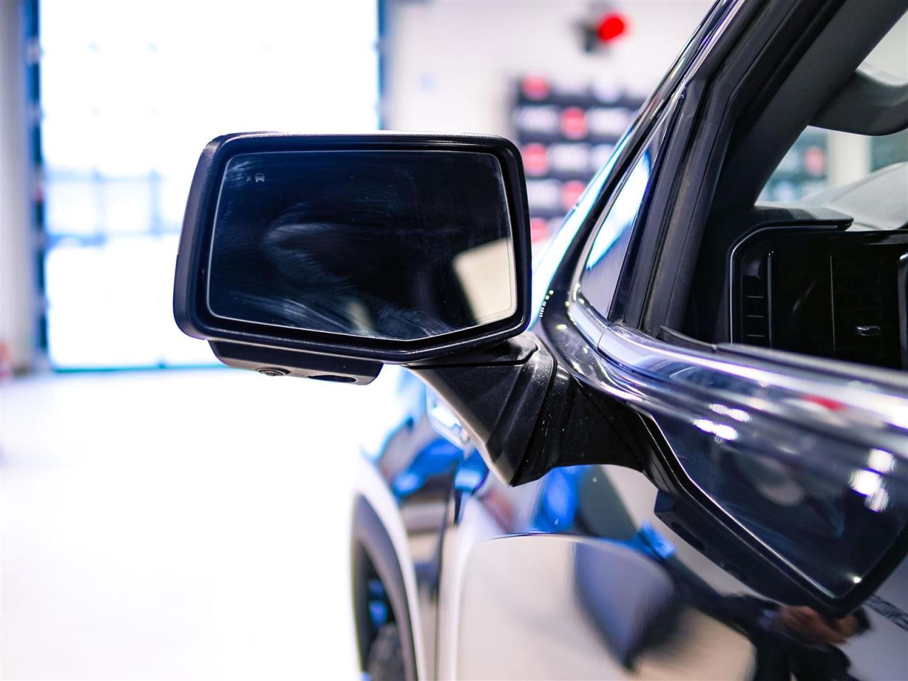 2023 GMC Sierra 1500 SLT CREW 6.2 8CYL | SUNROOF | LEATHER Photo