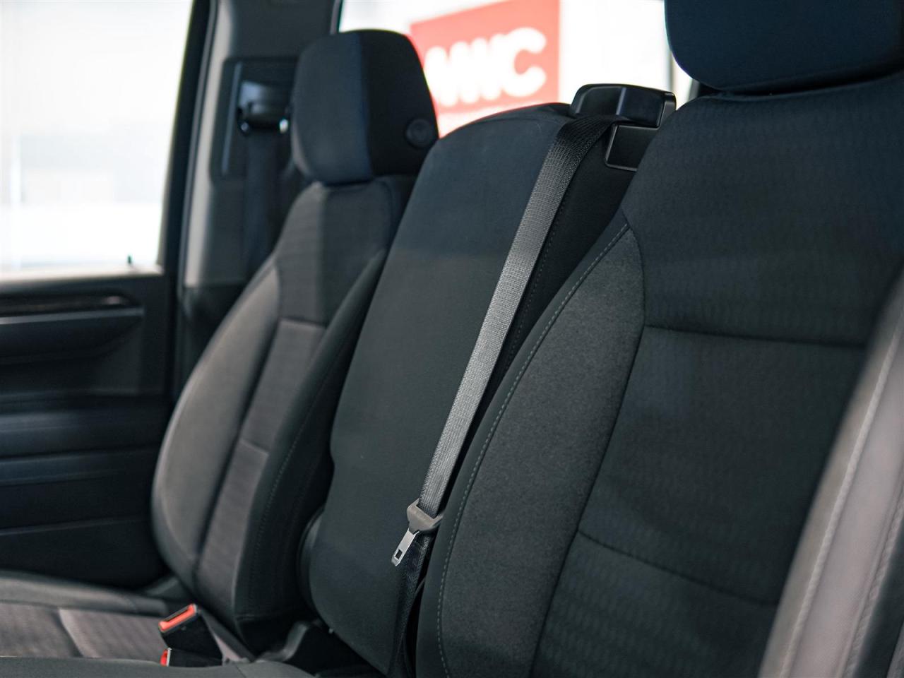 2023 GMC Sierra 1500 SLE CREW CAB 4WD | 5.3 V8 | NO ACCIDENTS Photo