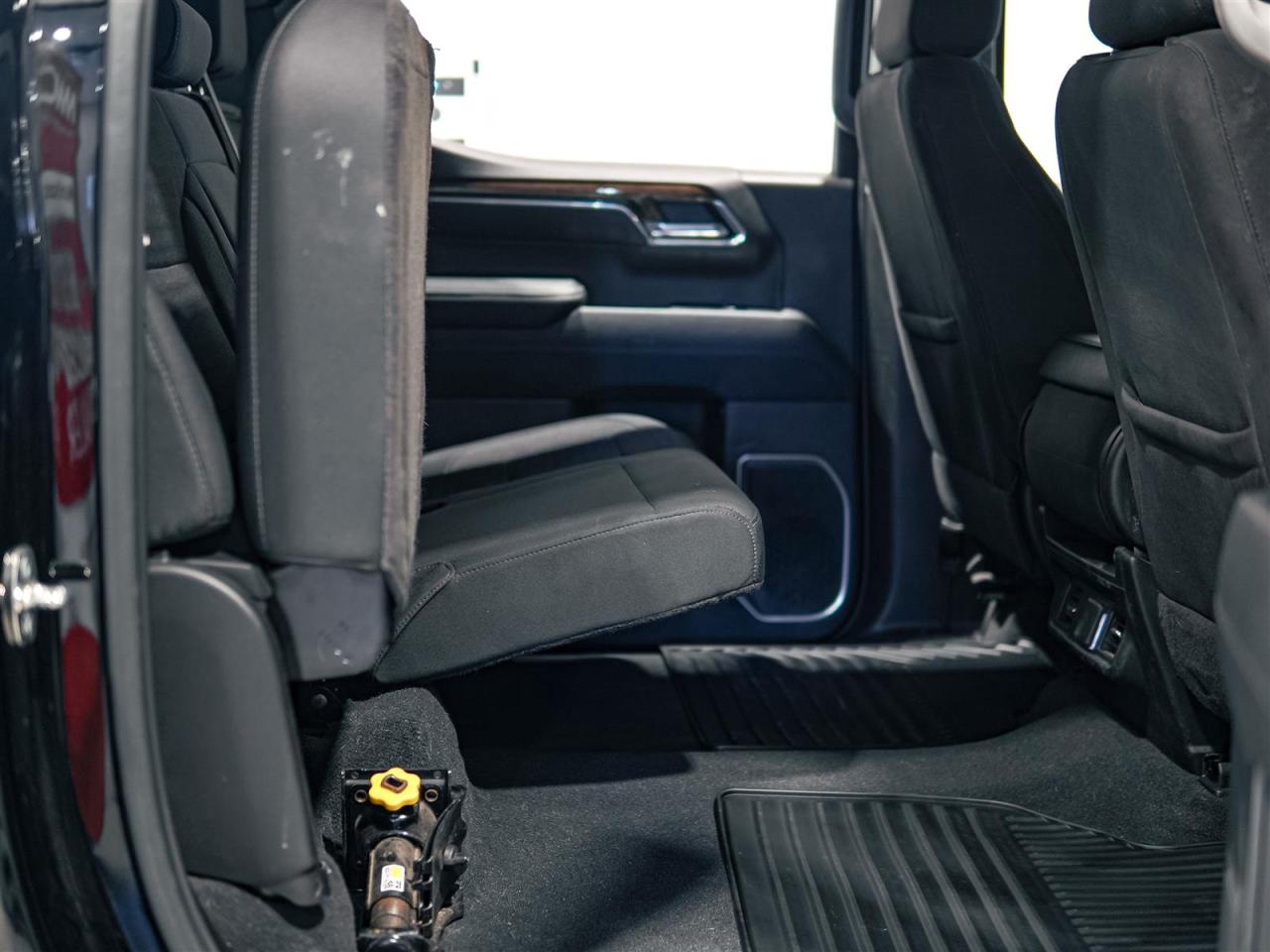 2023 GMC Sierra 1500 SLE CREW CAB 4WD | 5.3 V8 | NO ACCIDENTS Photo