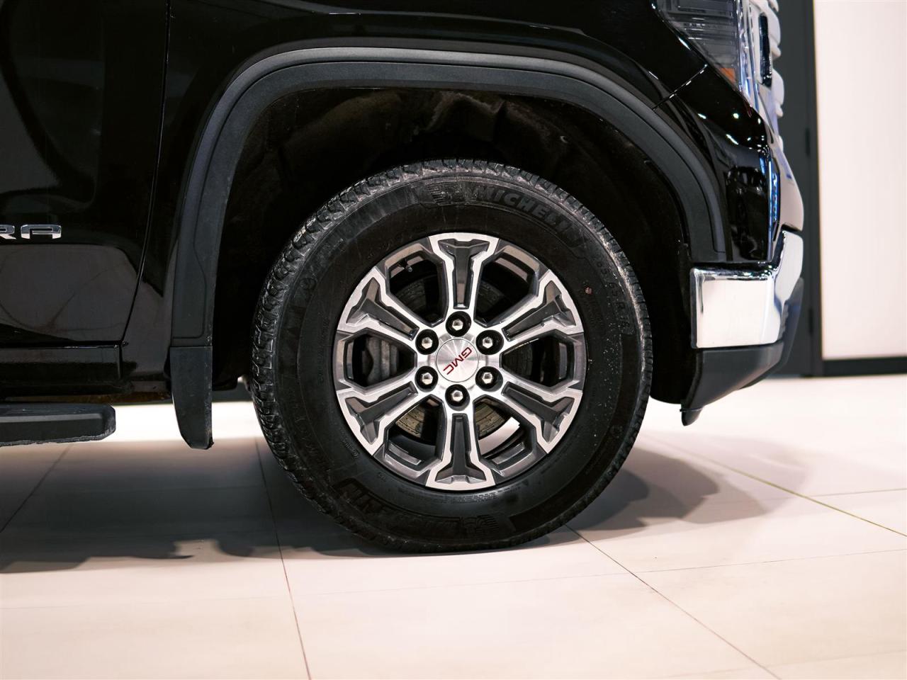 2023 GMC Sierra 1500 SLE CREW CAB 4WD | 5.3 V8 | NO ACCIDENTS Photo