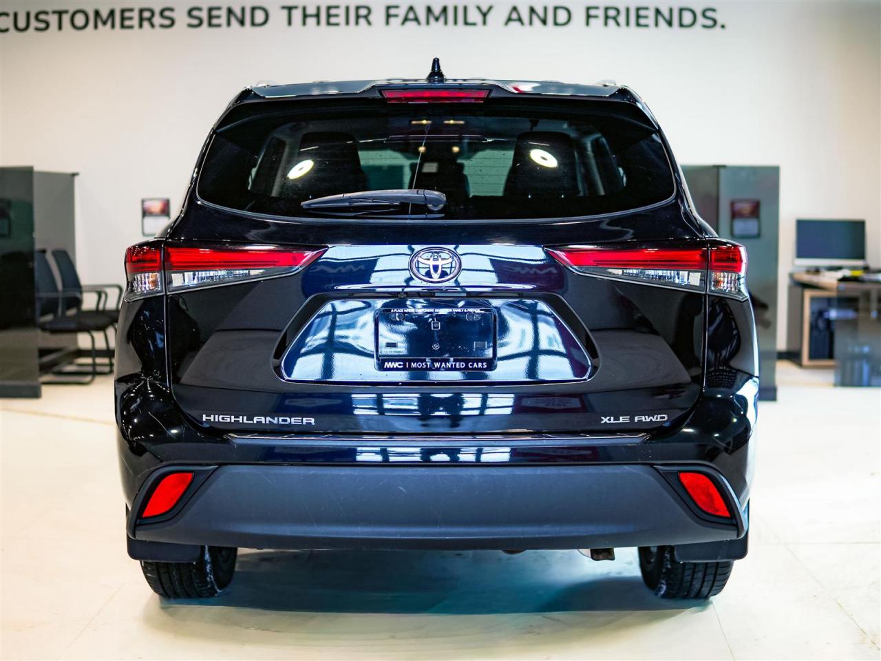 2020 Toyota Highlander XLE | AWD | NO ACCIDENTS | LEATHER | SUNROOF Photo