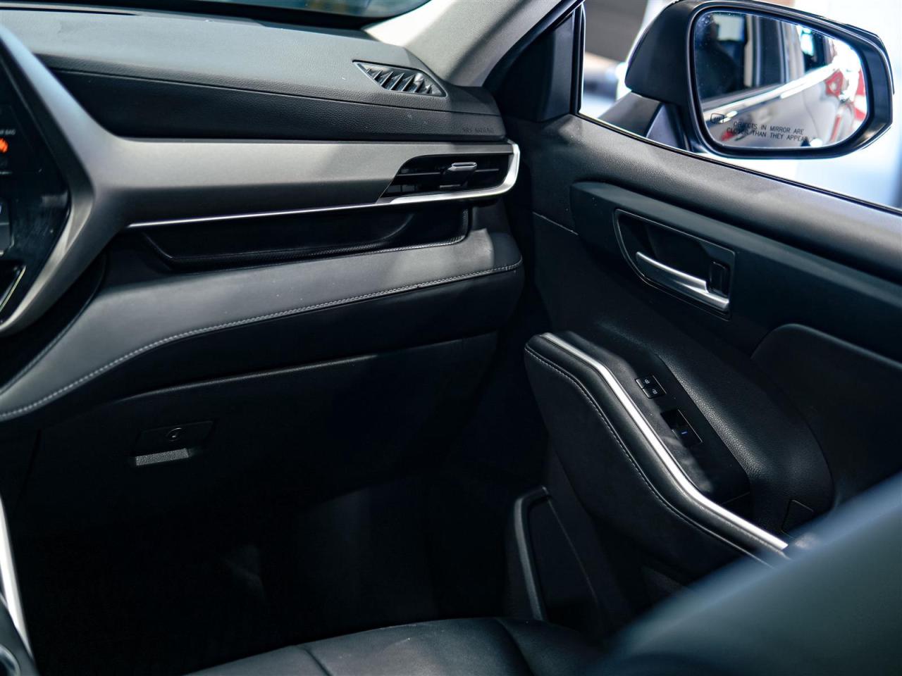 2020 Toyota Highlander XLE | AWD | NO ACCIDENTS | LEATHER | SUNROOF Photo