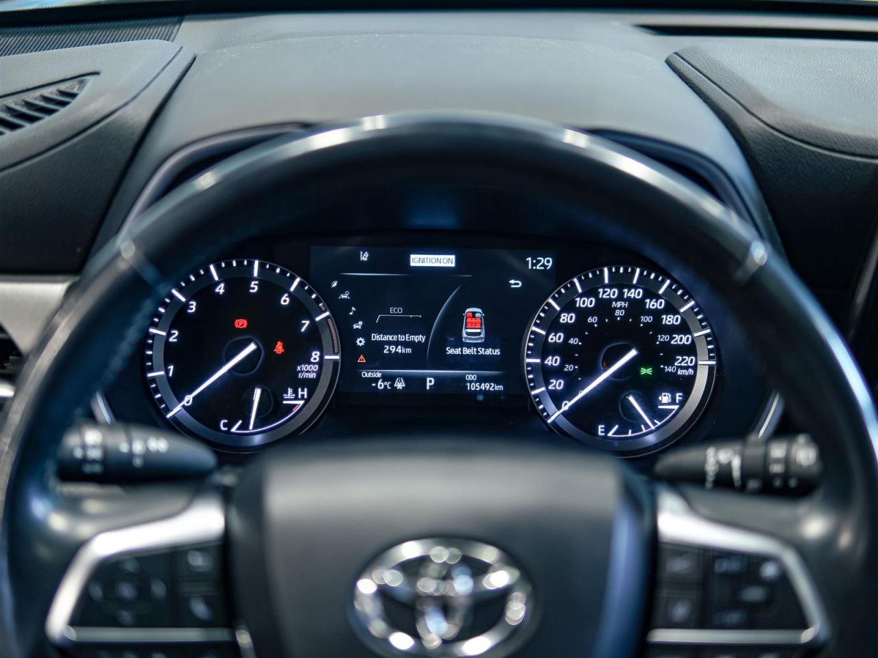 2020 Toyota Highlander XLE | AWD | NO ACCIDENTS | LEATHER | SUNROOF Photo