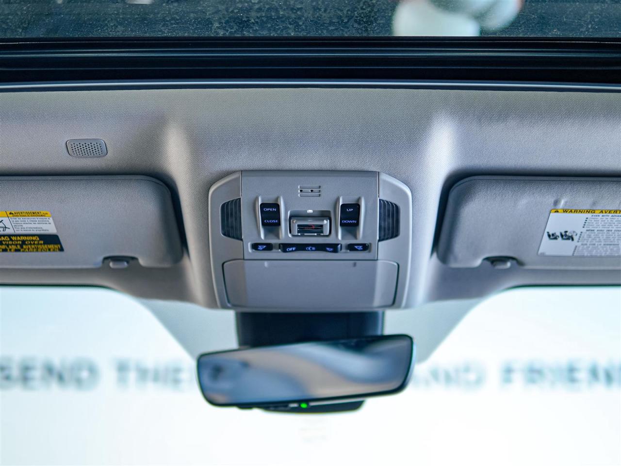 2020 Toyota Highlander XLE | AWD | NO ACCIDENTS | LEATHER | SUNROOF Photo