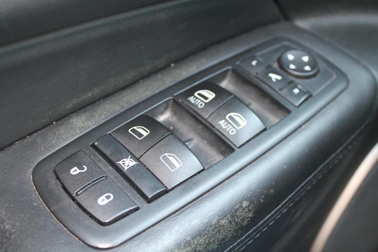 2015 Jeep Grand Cherokee Summit Photo