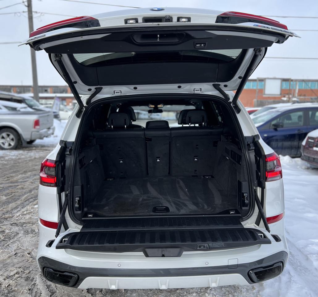 2020 BMW X5 M50i Photo