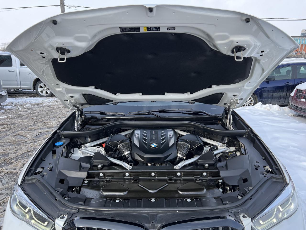 2020 BMW X5 M50i Photo