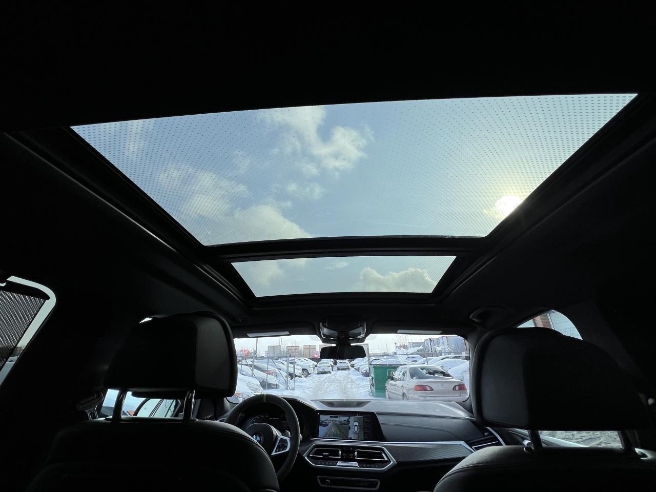 2020 BMW X5 M50i Photo