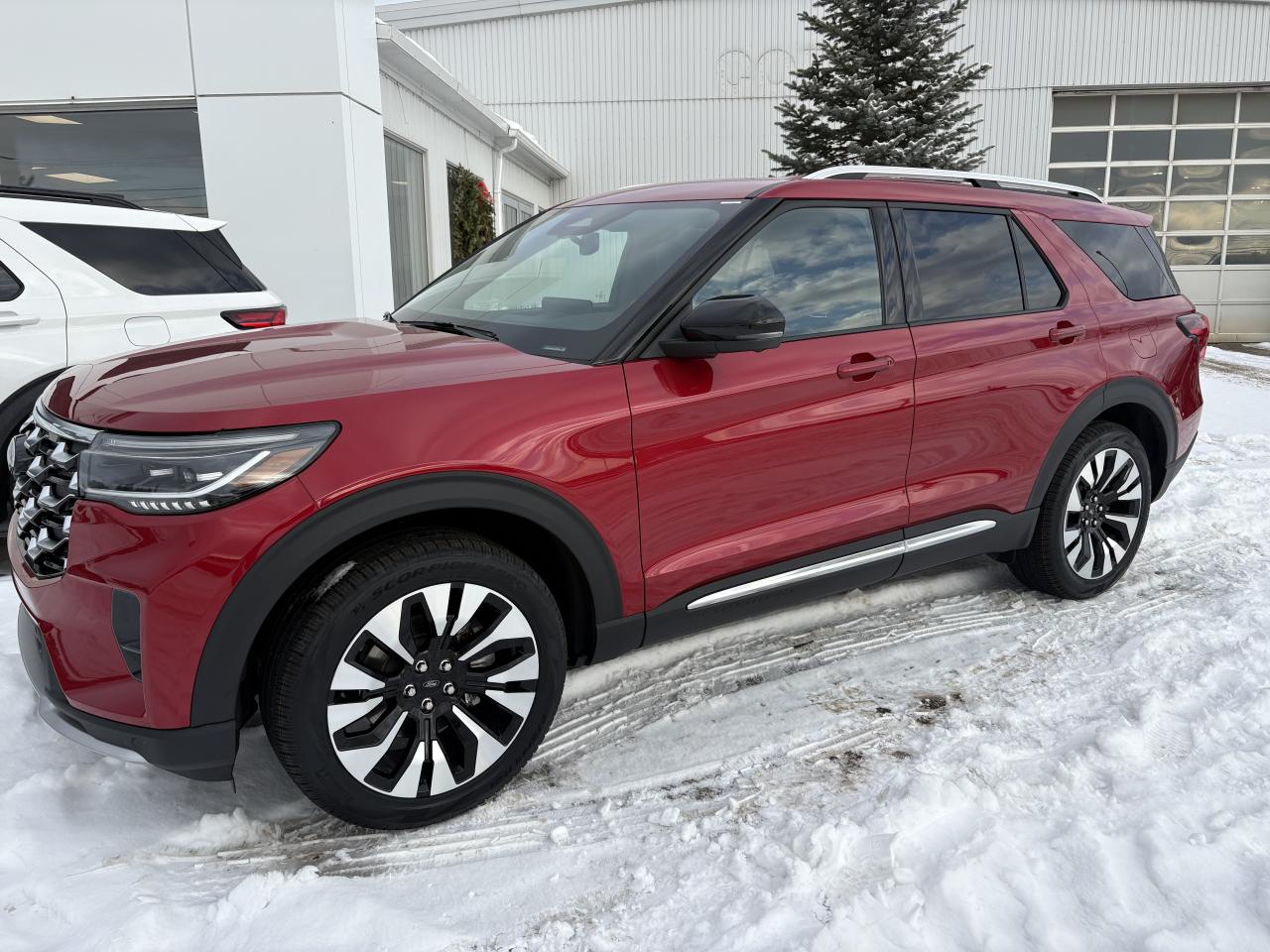 2026 Ford Explorer Platinum™ Photo0