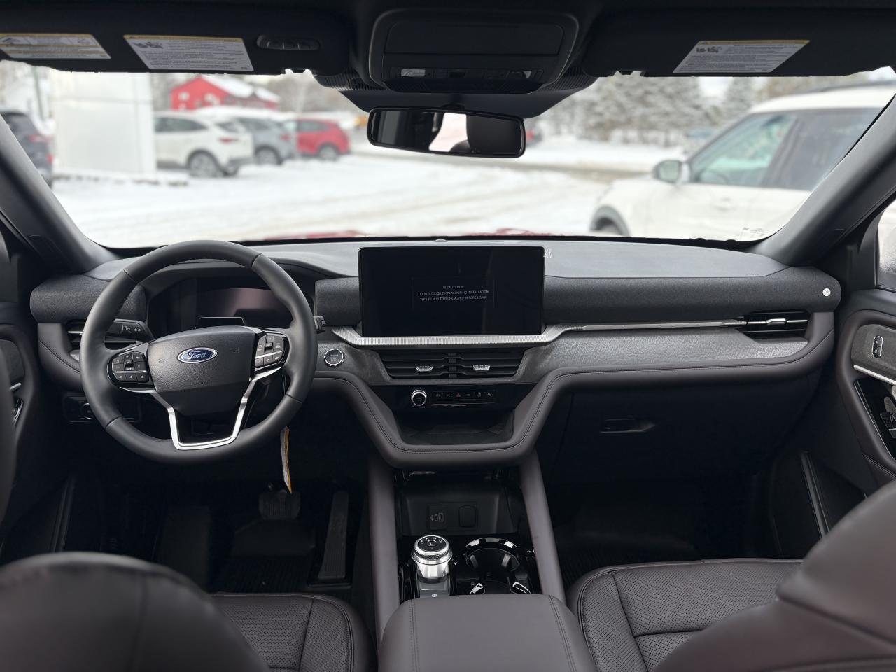 2026 Ford Explorer Platinum™ Photo3