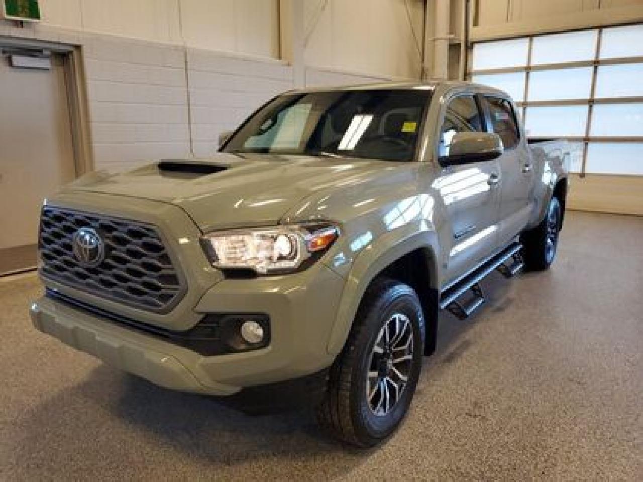 Used 2022 Toyota Tacoma 4x4 Double Cab Auto for sale in Moose Jaw, SK