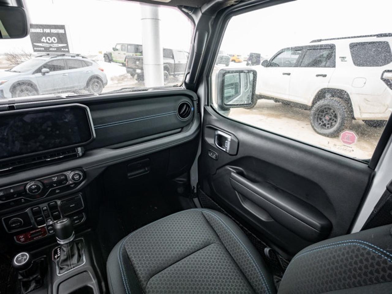 2024 Jeep Wrangler 4xe Rubicon Photo