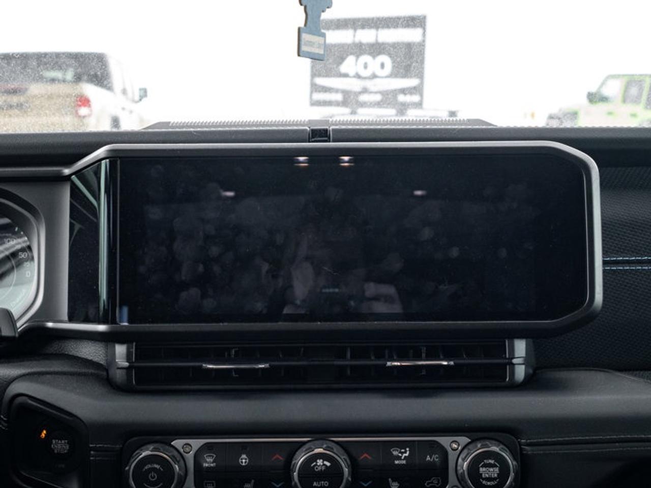 2024 Jeep Wrangler 4xe Rubicon Photo