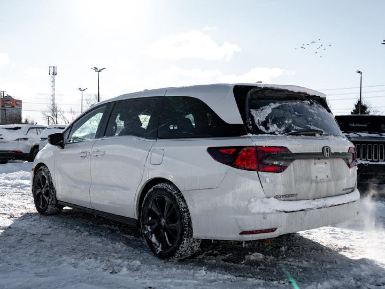 2023 Honda Odyssey Black Edition Photo