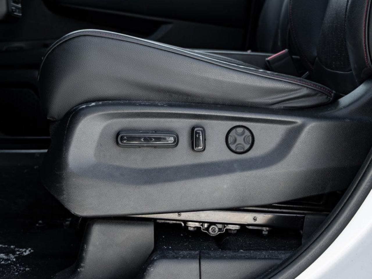 2023 Honda Odyssey Black Edition Photo