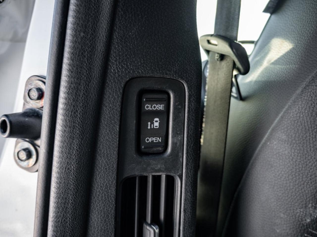 2023 Honda Odyssey Black Edition Photo