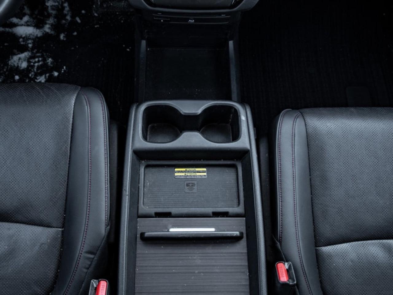 2023 Honda Odyssey Black Edition Photo