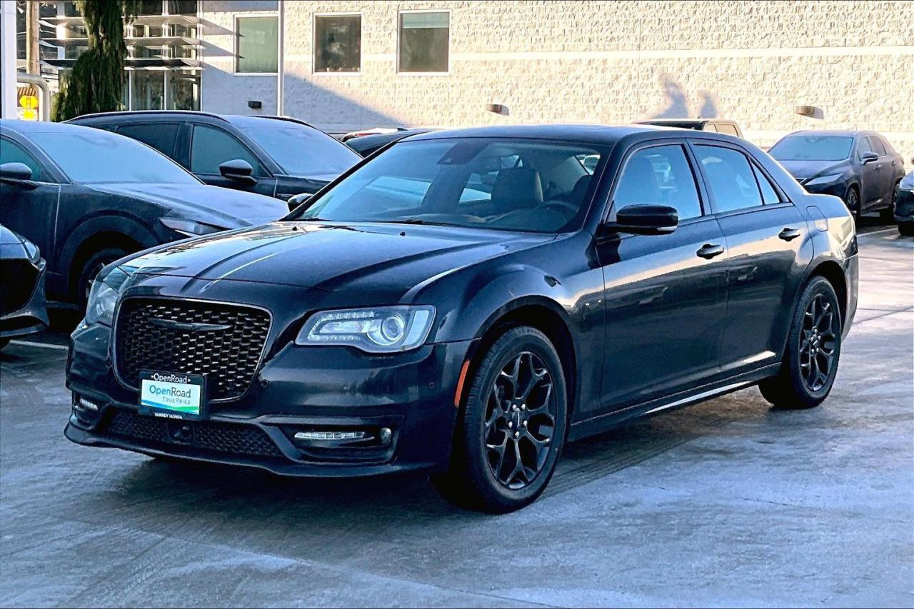 Used 2023 Chrysler 300 Touring L AWD for sale in Port Moody, BC
