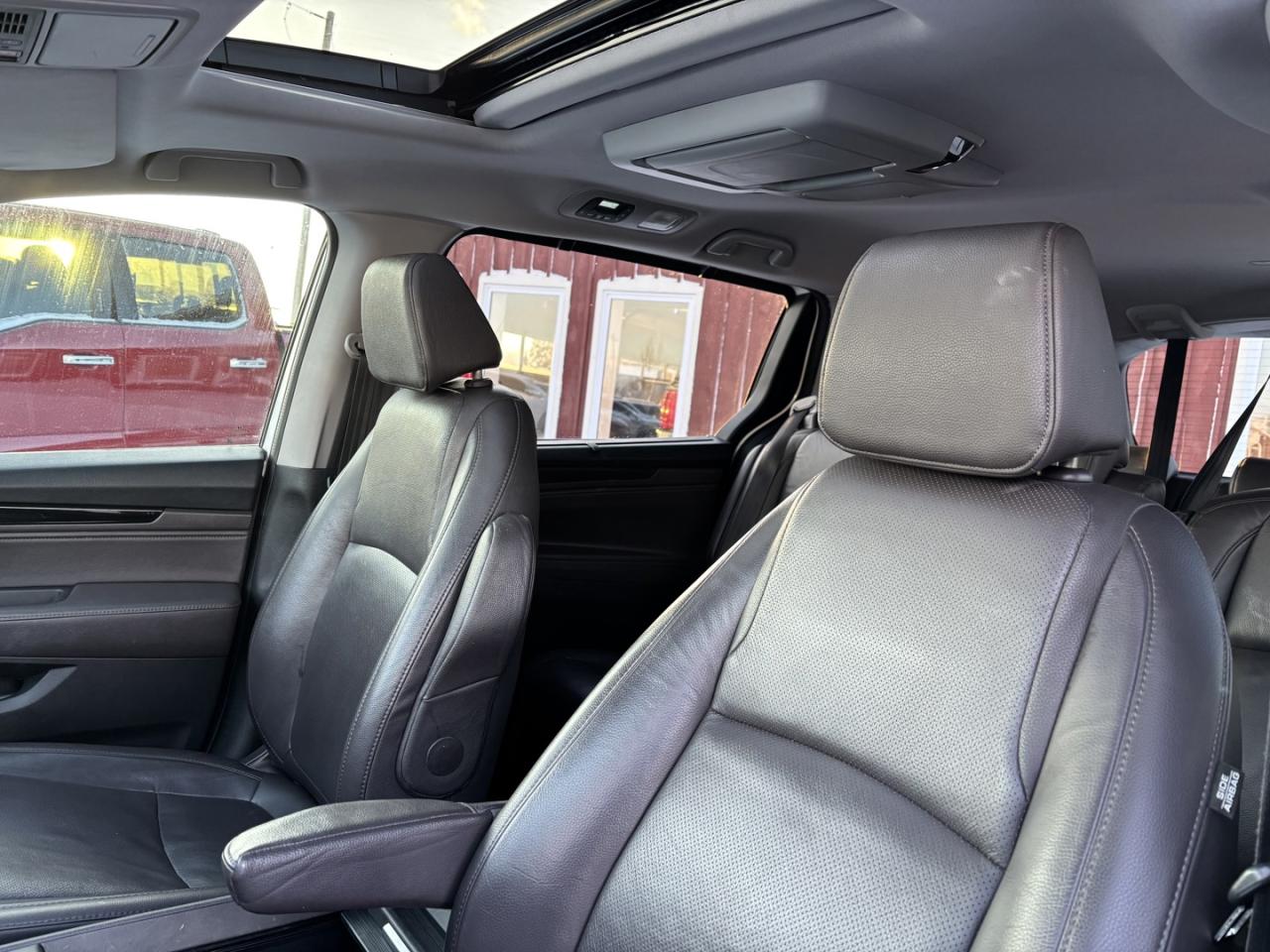 2020 Honda Odyssey Touring Photo