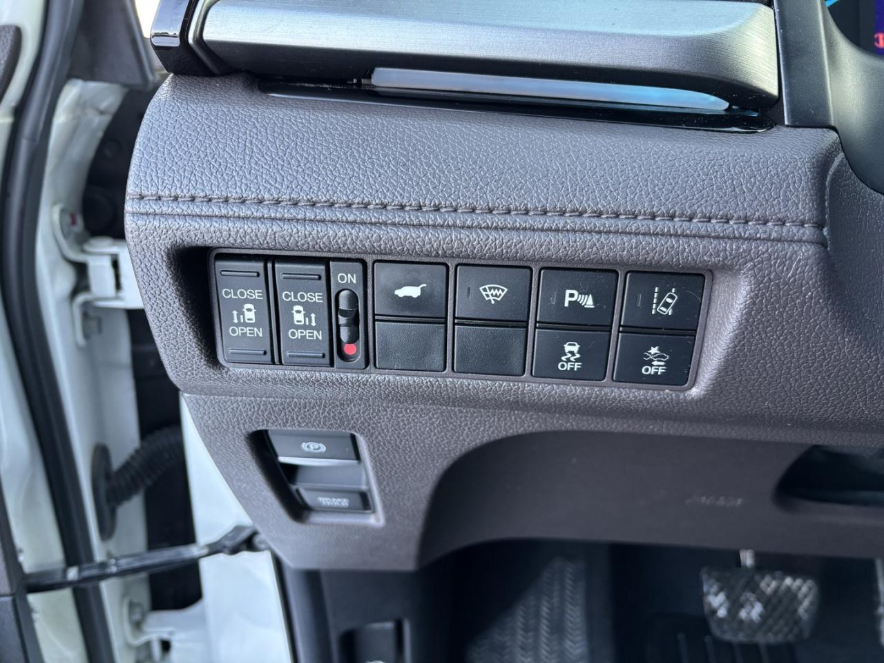 2020 Honda Odyssey Touring Photo