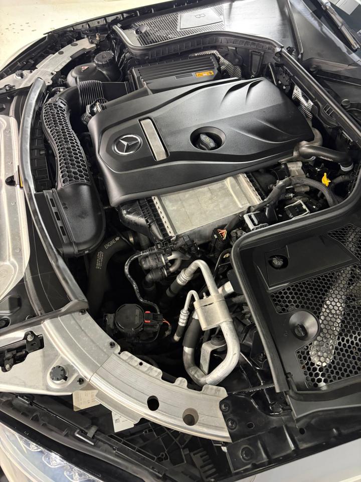 2018 Mercedes-Benz C-Class C 300 Photo