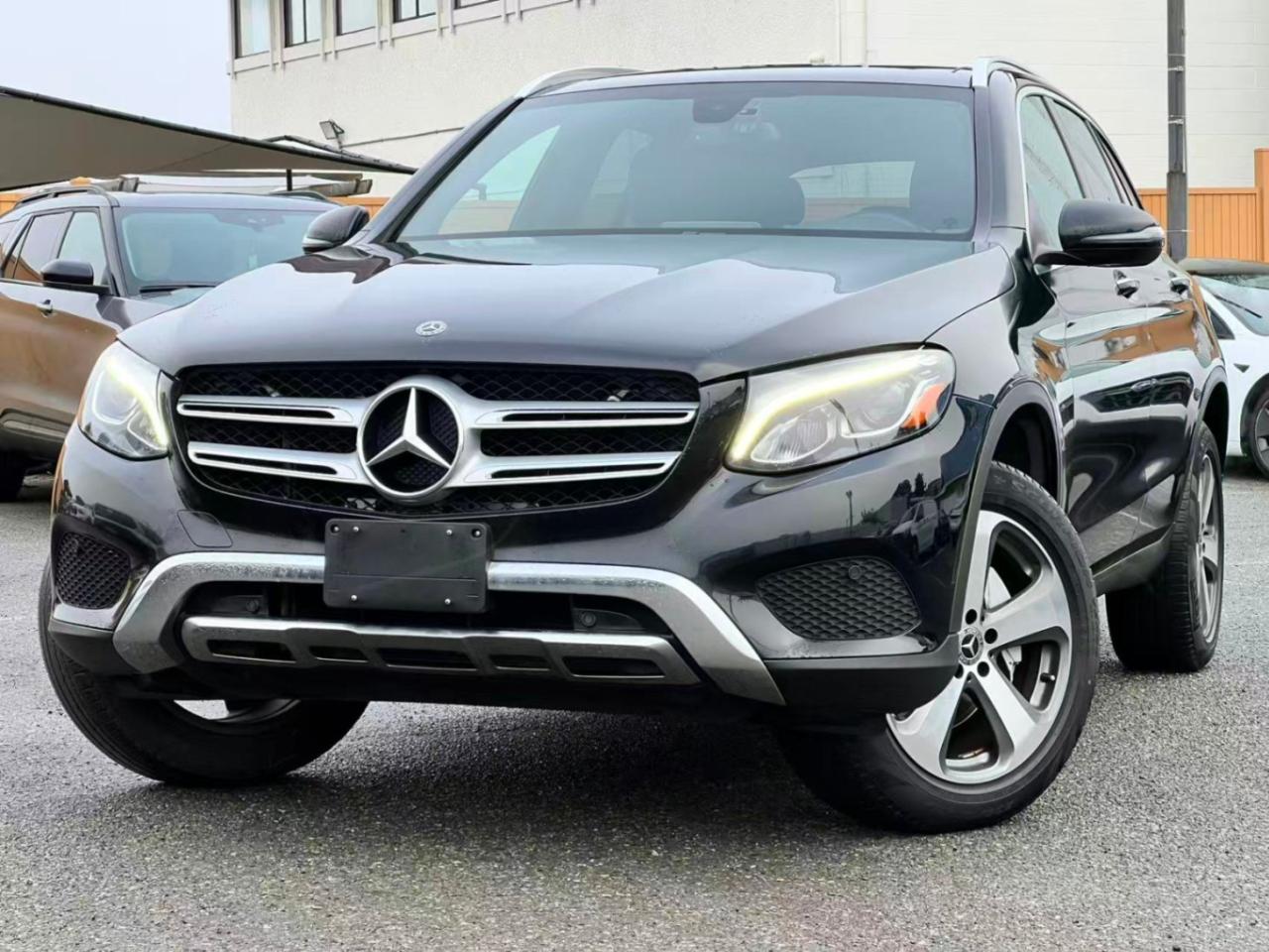 Used 2018 Mercedes-Benz GLC-Class GLC 300 4MATIC/ CLEAN TITLE/ BC LOCAL for sale in Richmond, BC