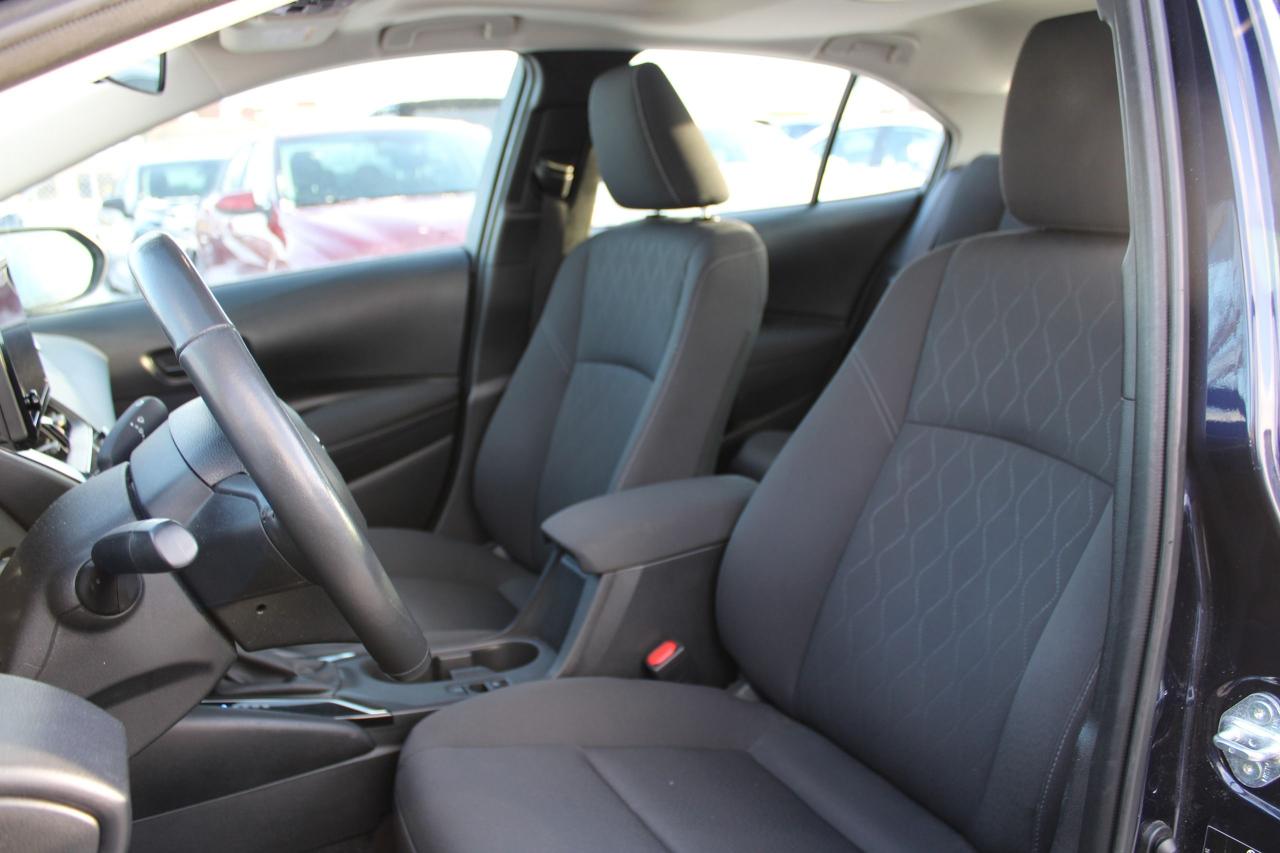 2024 Toyota Corolla LE Photo