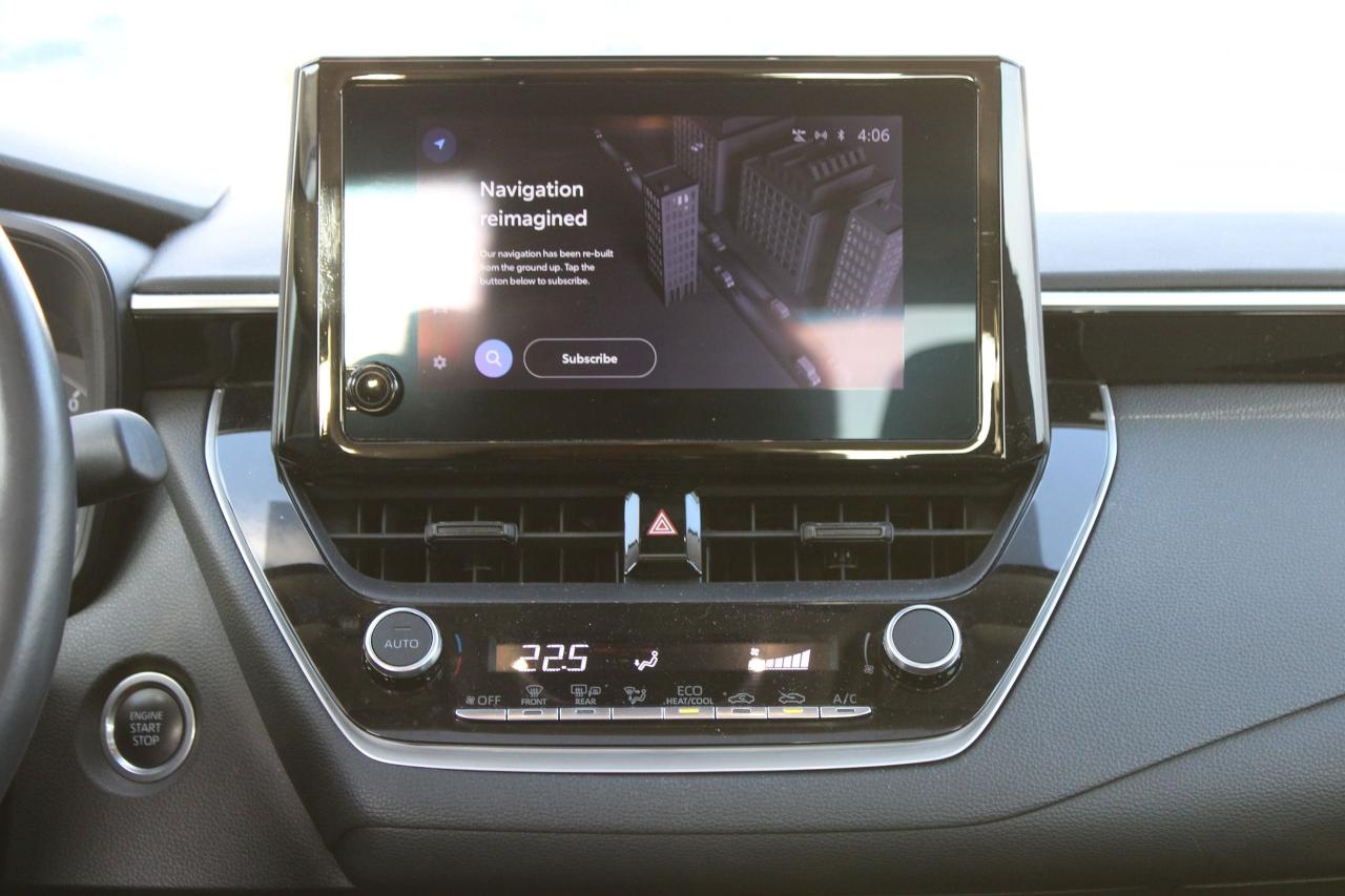 2024 Toyota Corolla LE Photo