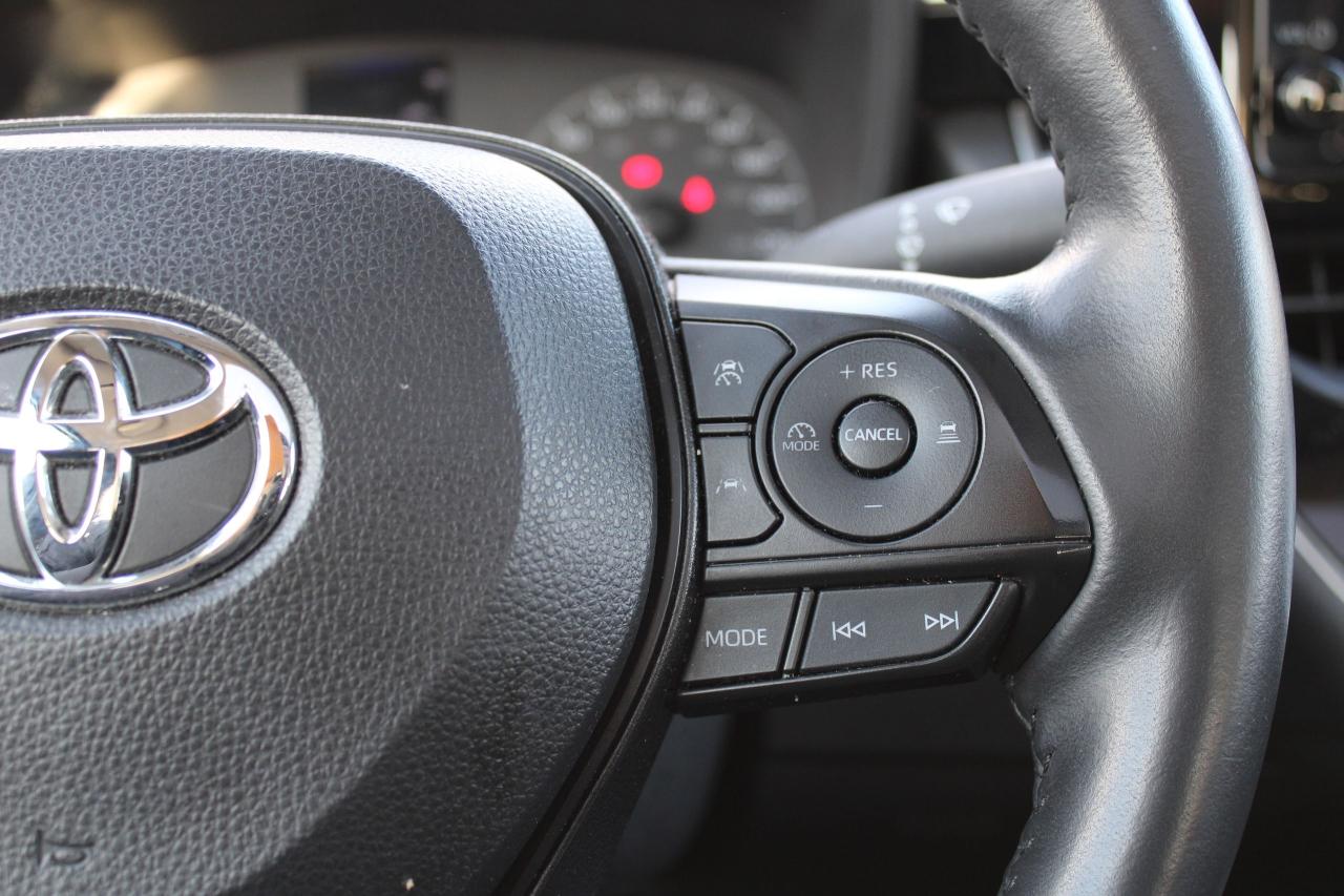 2024 Toyota Corolla LE Photo