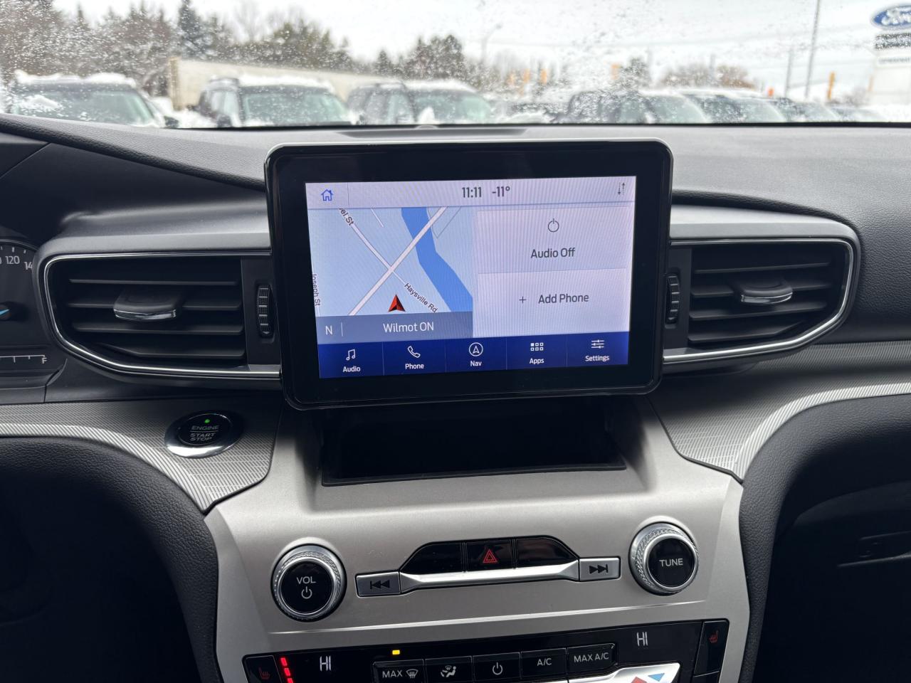 2021 Ford Explorer XLT, LOCAL TRADE, SPORT APPEARANCE PACK, 20" RIMS! Photo