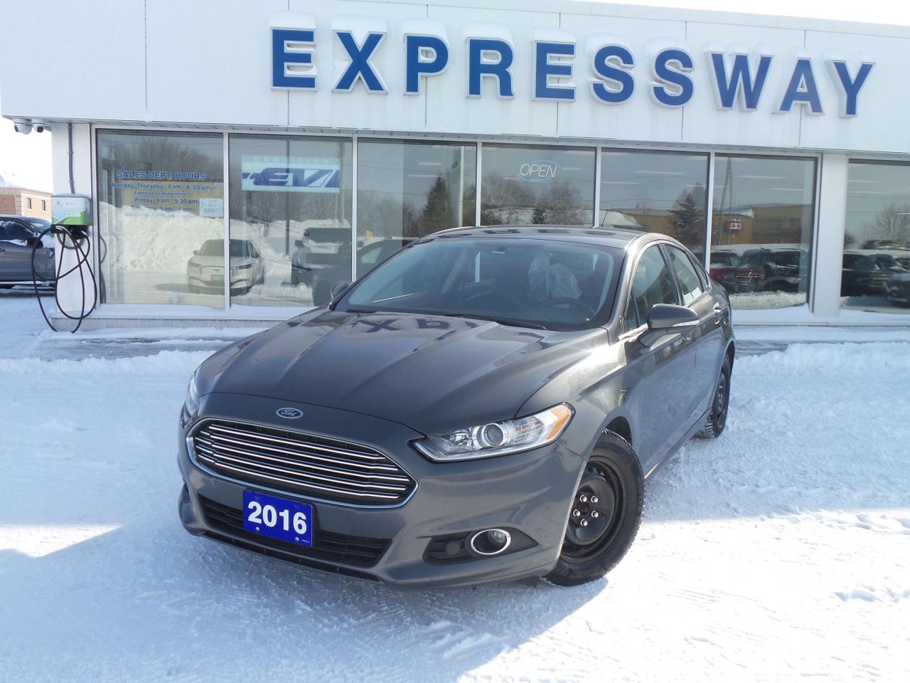 2016 Ford Fusion AS TRADED, 2.5L, HEATED SEATS, REMOTE START! Photo0