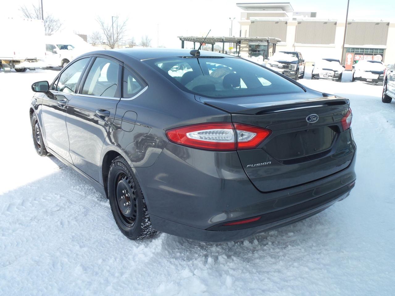 2016 Ford Fusion AS TRADED, 2.5L, HEATED SEATS, REMOTE START! Photo