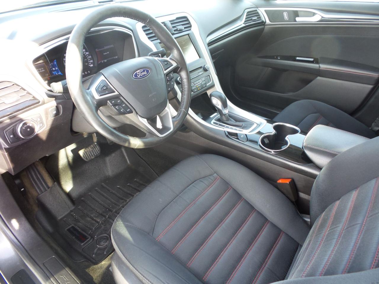 2016 Ford Fusion AS TRADED, 2.5L, HEATED SEATS, REMOTE START! Photo