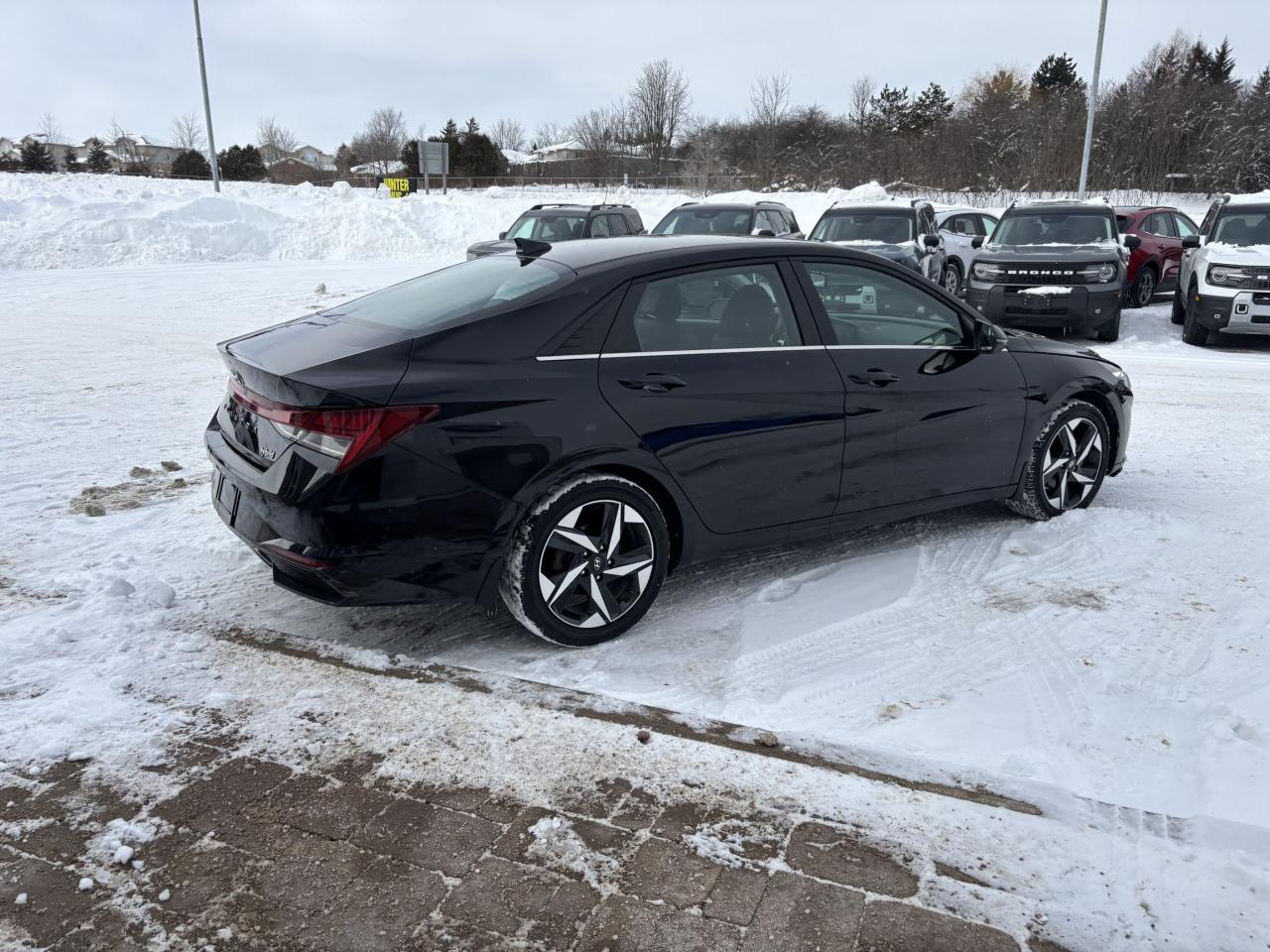 2023 Hyundai Elantra HYBRID, LUXURY, LEATHER, ROOF, LOADED! Photo