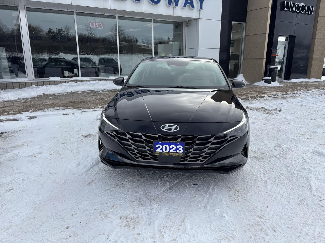 2023 Hyundai Elantra HYBRID, LUXURY, LEATHER, ROOF, LOADED! Photo