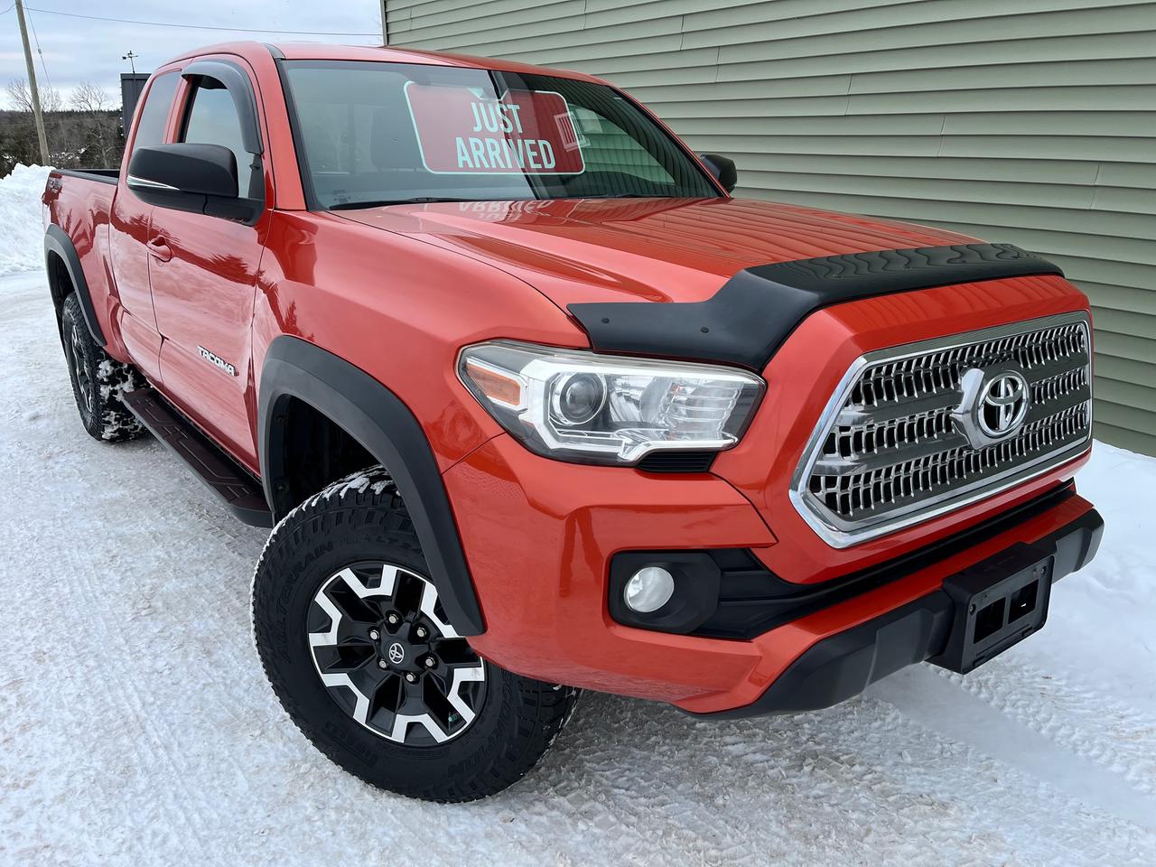2016 Toyota Tacoma TRD OFF-ROAD - Photo #1