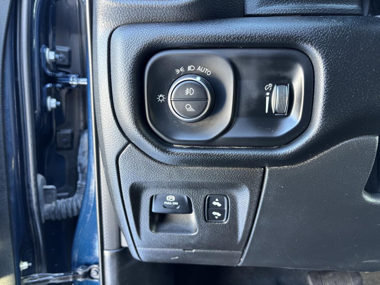 2022 RAM 1500 SPORT Photo