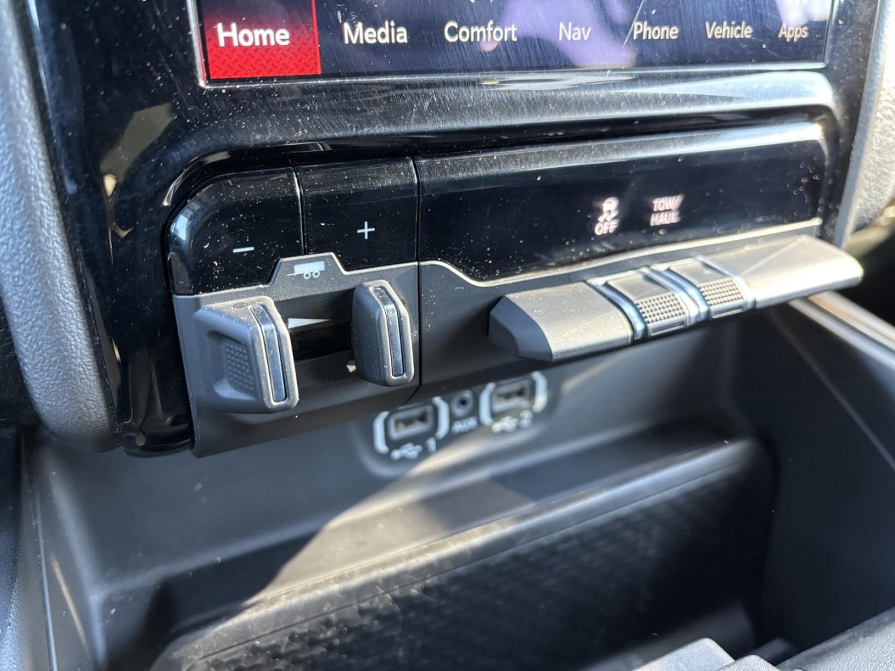 2022 RAM 1500 SPORT Photo