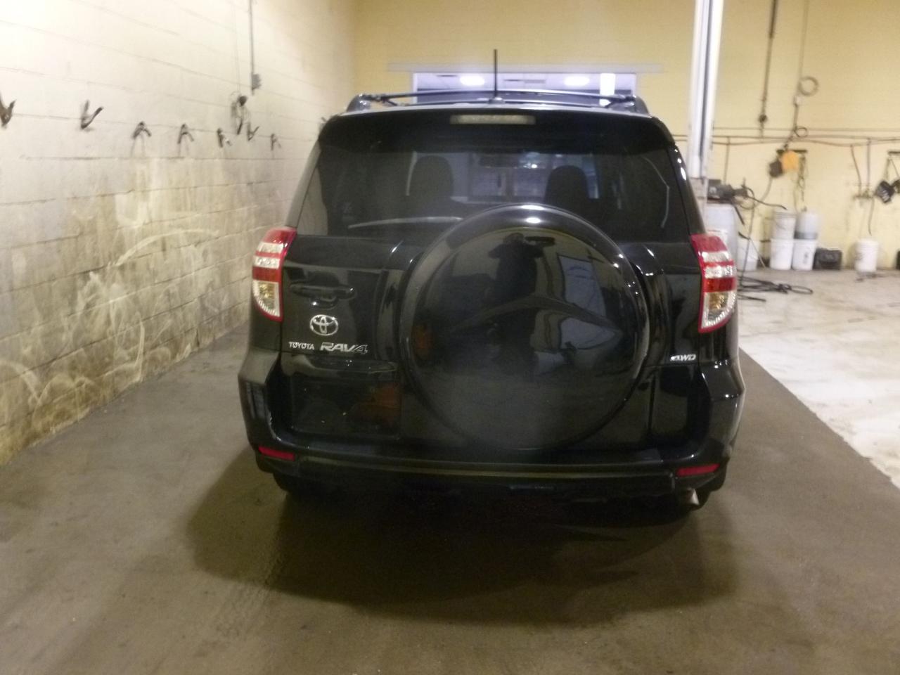 2010 Toyota RAV4 Sport Photo3