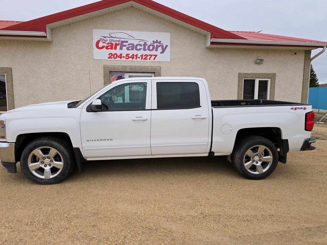 2017 Chevrolet Silverado 1500 LT CREW CAB 4X4 - Photo #1