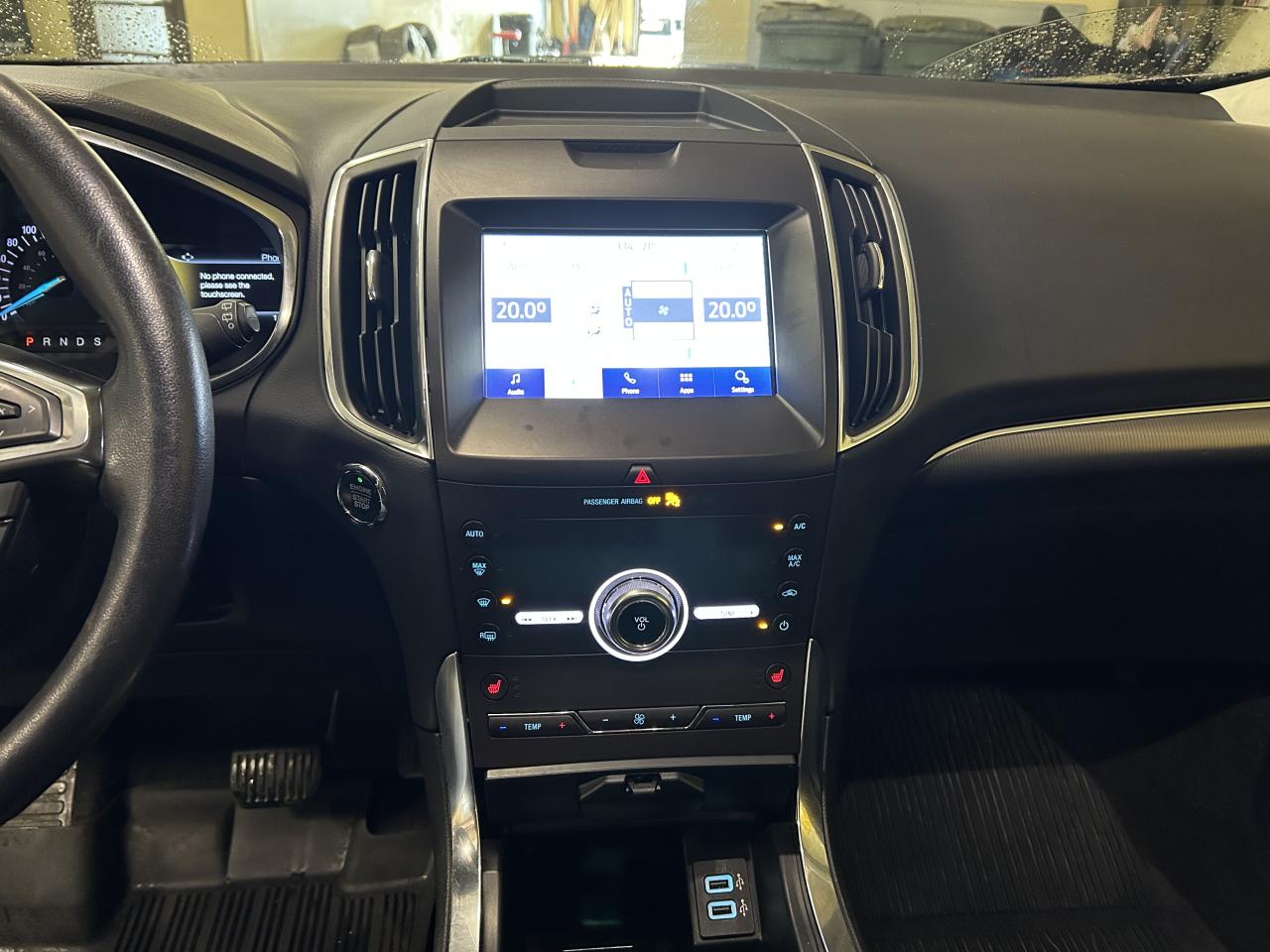 2020 Ford Edge Titanium Photo