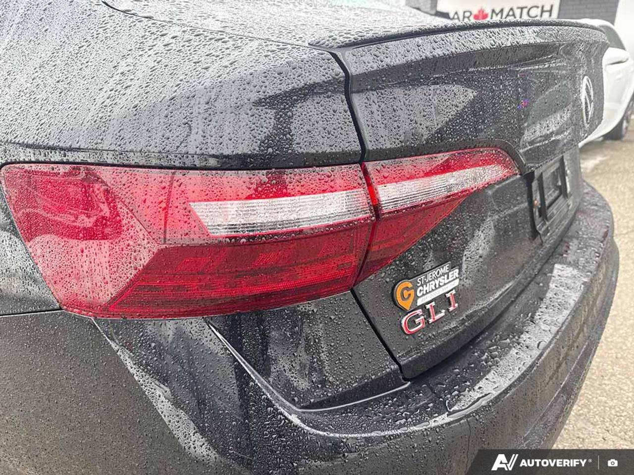 2023 Volkswagen Jetta GLI GLI / NO ACCIDENTS / ROOF / NAV / LEATHER / MANUAL Photo